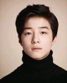 周明灿个人资料,才华横溢的青年才俊，多领域成就斐然